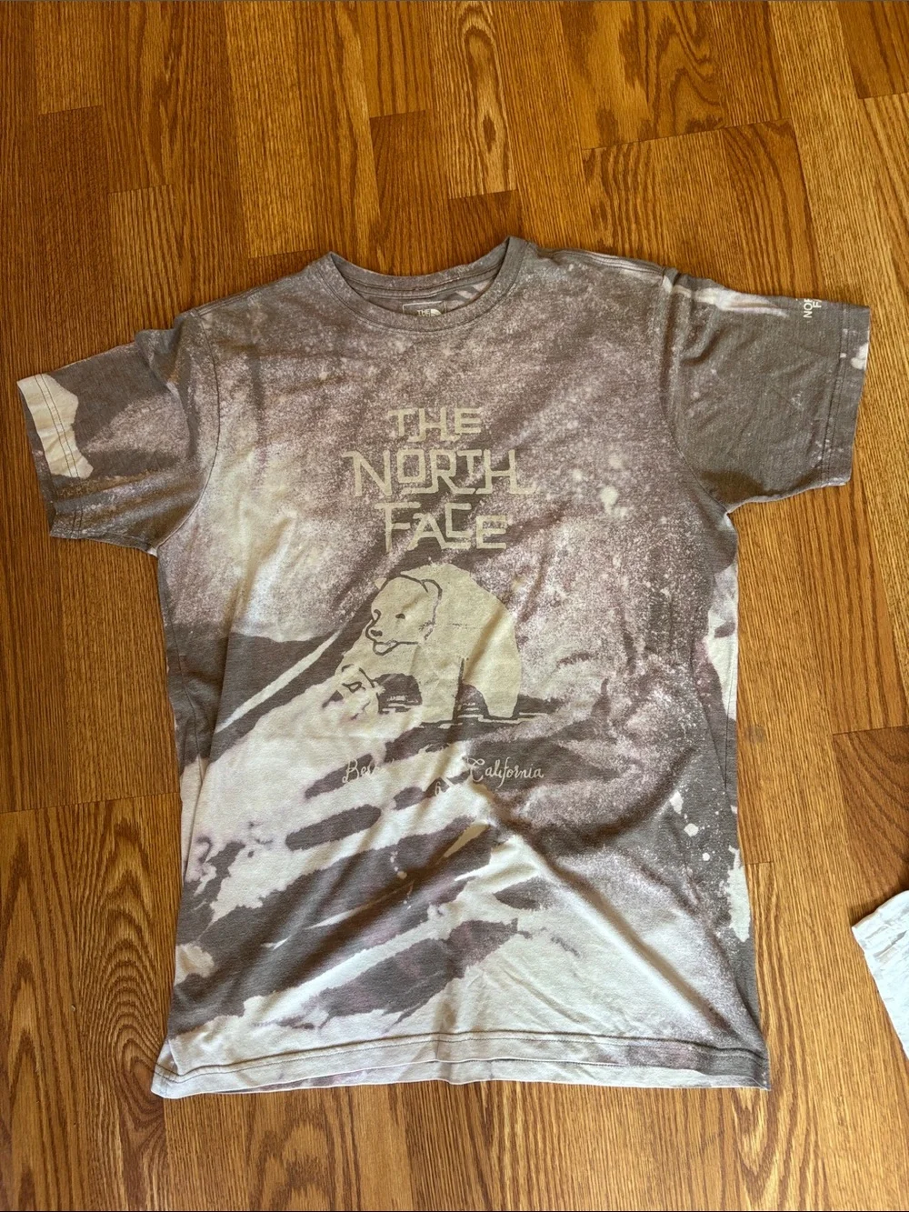 The North Face Men's Short-Sleeve Graphic Tee in Brown and Cream Wash